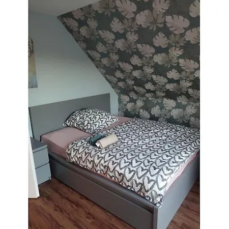 Tinla Comfortable Klein Labenz